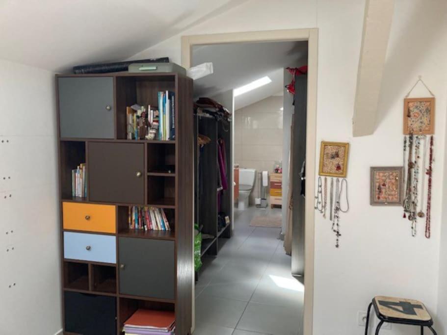 Loft Au Coeur De Nimes Apartment Bagian luar foto